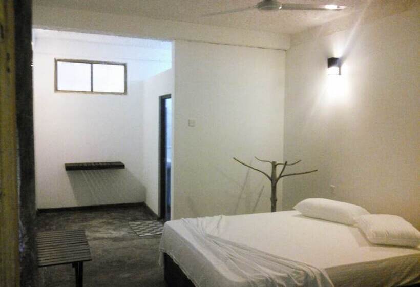 ホテル Sinharaja Birders Lodge