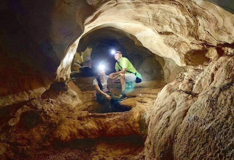 ホテル Springriver Resort