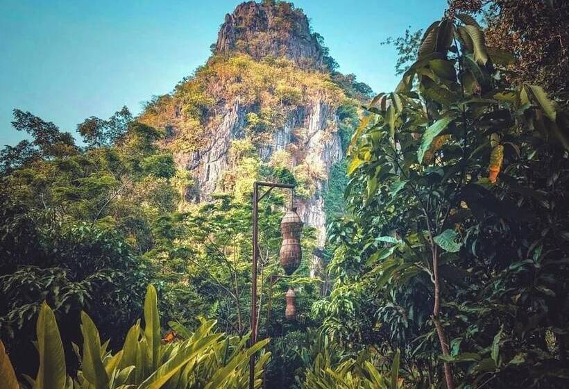 ホテル Springriver Resort