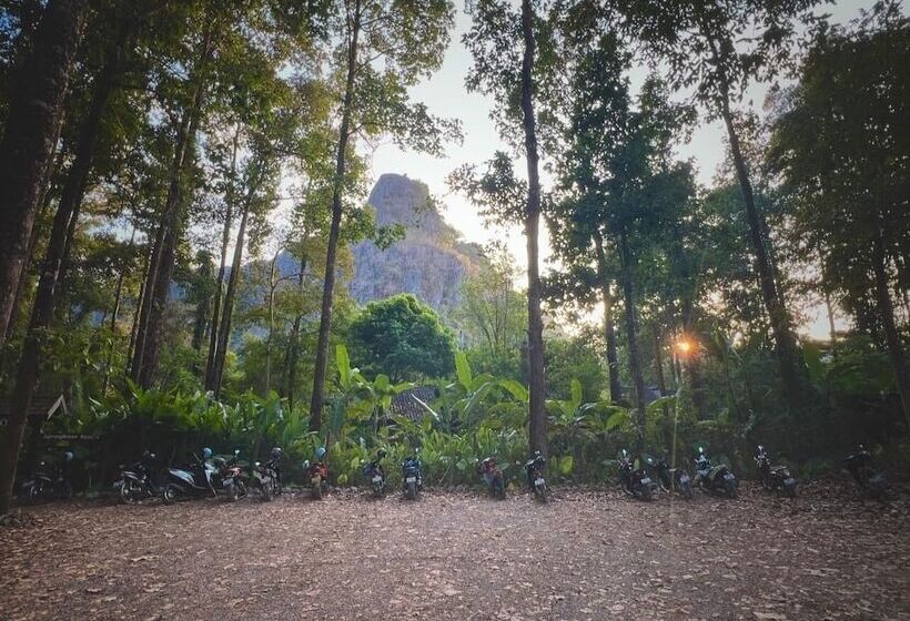 هتل Springriver Resort