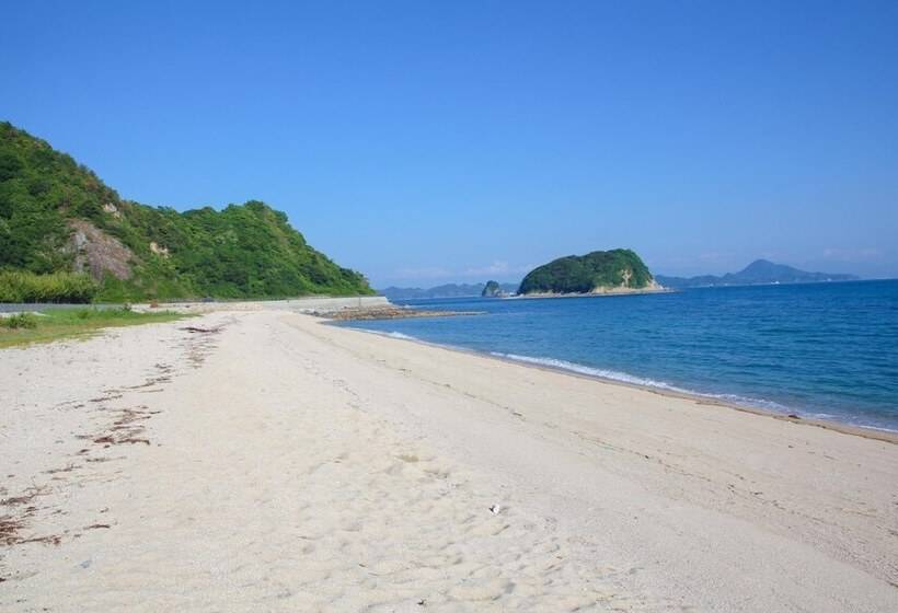 בית מלון כפרי The Bonds