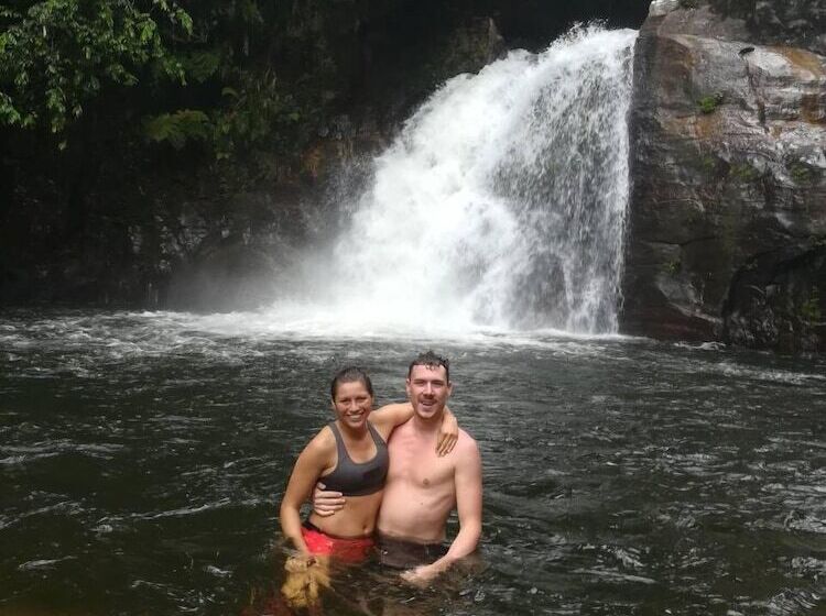 בית מלון כפרי Vini Villa