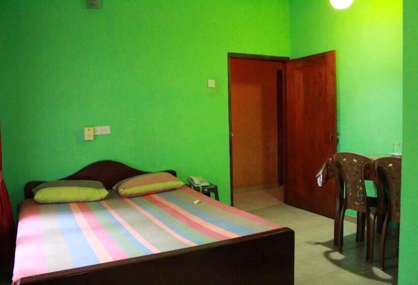 فندق Wijaya Tourist Inn