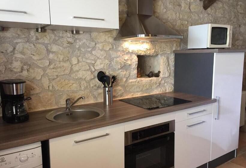 Le Mas Des Papillons Chambre D Hôtes B&b