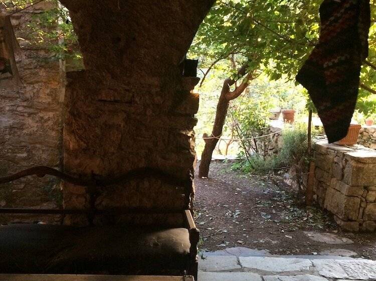 Medieval Village B&b