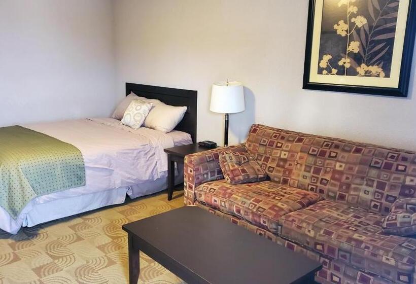 فندق على الطريق Shoreside Inn & Suites