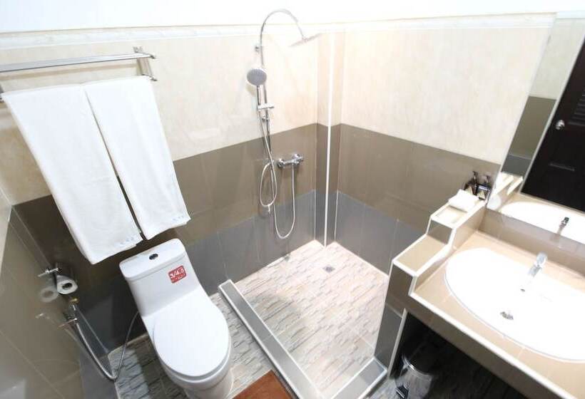 Nonghan Grand Hotel And Resort