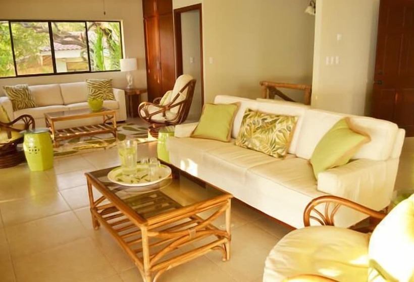 Paraiso Escondido Hotel Villas & Resort