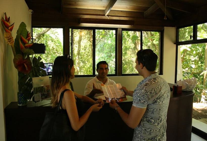 Paraiso Escondido Hotel Villas & Resort