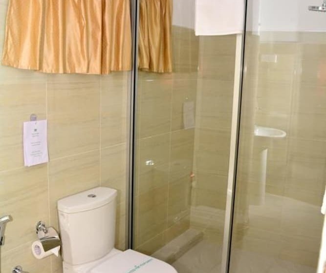 Пансион Avanhala By Royal Mall