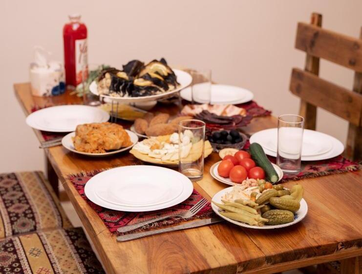 ペンション Bjnihouse, Guest House