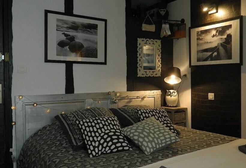 펜션 Chambres D Hôtes La Fougereuse