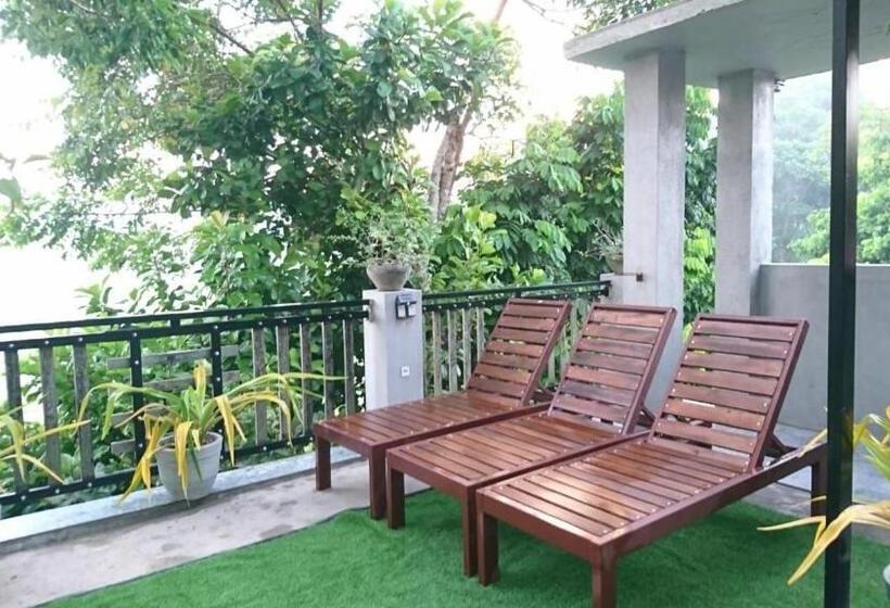 膳宿费 Green View Homestay