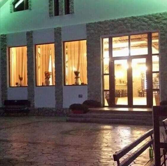 Пансион La Nea Vasile