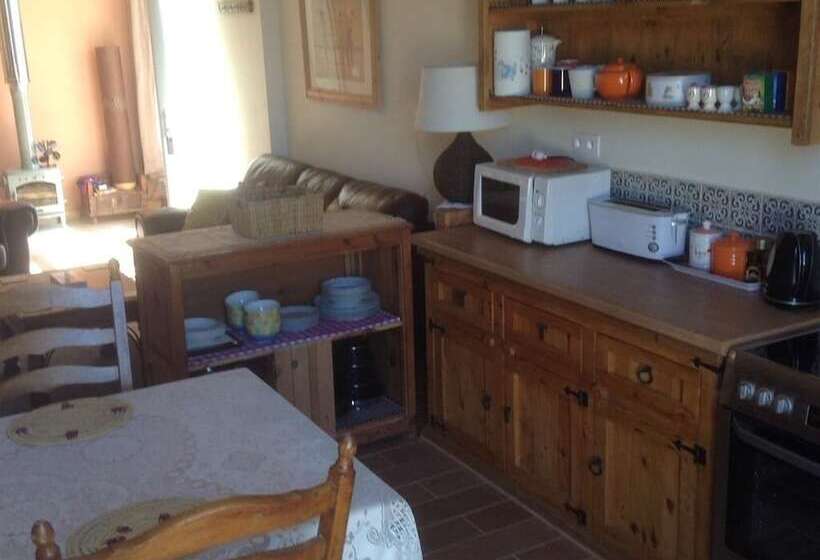 פנסיון Le Bois Gautier