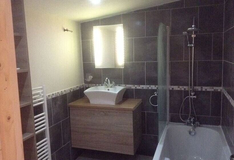 פנסיון Le Bois Gautier