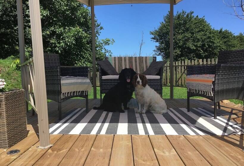 פנסיון Le Bois Gautier