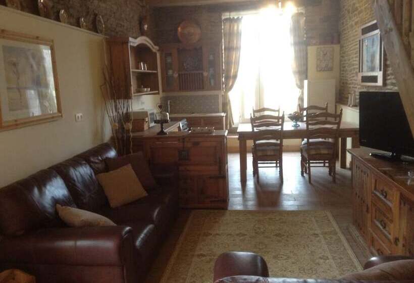 פנסיון Le Bois Gautier