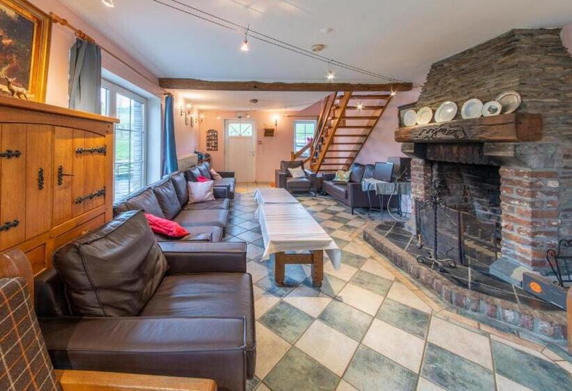 膳宿费 Sol Battire