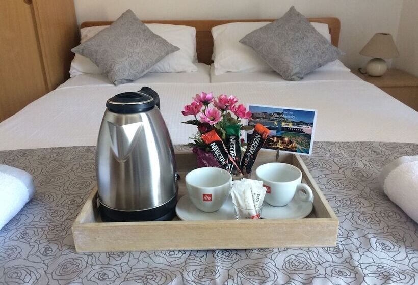 פנסיון Villa Menalo