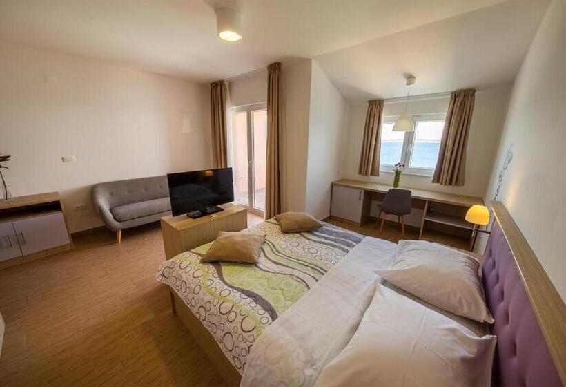 Pension Augustino