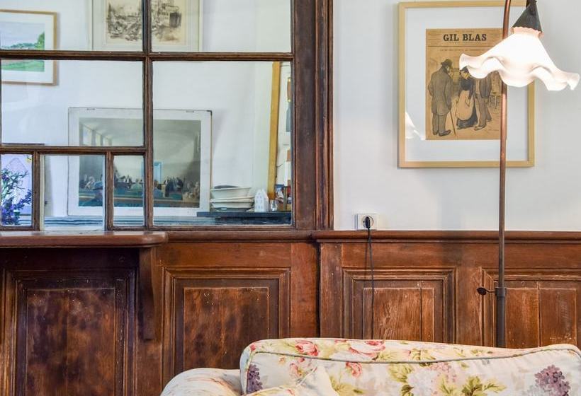 דירת נופש Former Train Station With Private Heated Swimming Pool And Fantastic Garden!