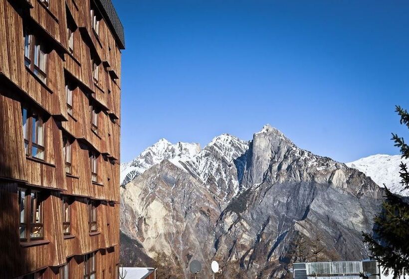 渡假胜地  Odésia Vacances Village Les Karellis