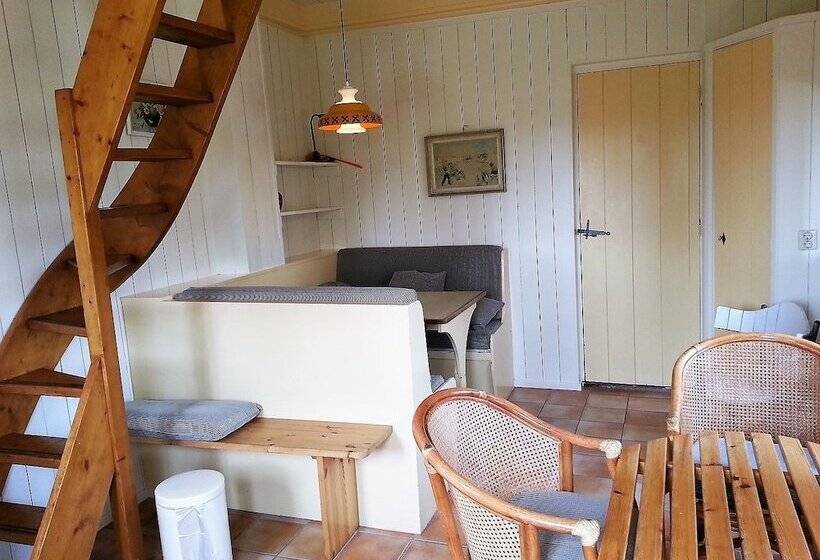 リゾートホテル Recreatiebedrijf De Koevoet