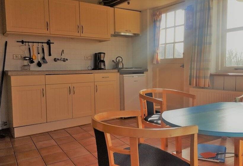 リゾートホテル Recreatiebedrijf De Koevoet