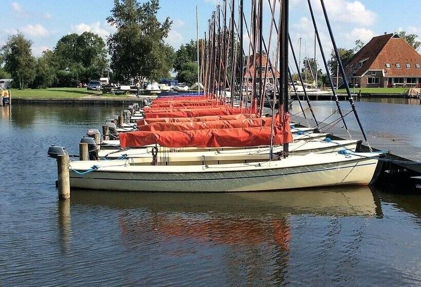 リゾートホテル Recreatiebedrijf De Koevoet