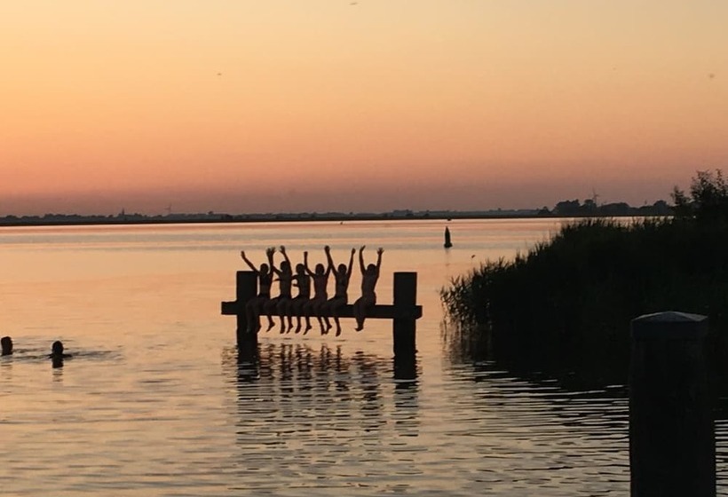 リゾートホテル Recreatiebedrijf De Koevoet