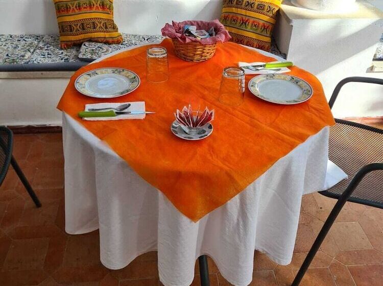 Villa Il Glicine Bed & Breakfast