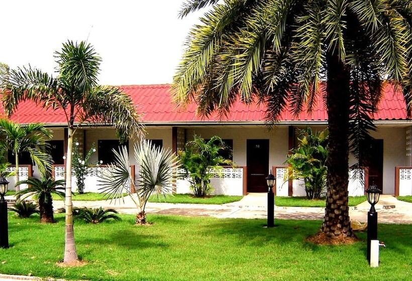 Banlang Hotel Resort & Swimmingpool
