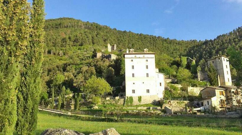 مبيت وإفطار Castello Girasole