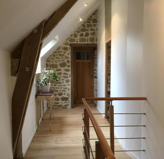 مبيت وإفطار Domaine Des Tours Vauquelin