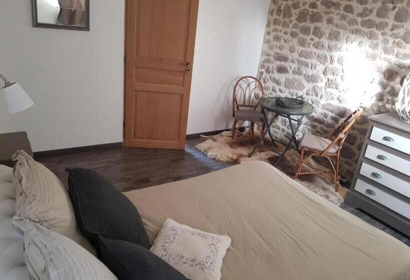 مبيت وإفطار Domaine Des Tours Vauquelin