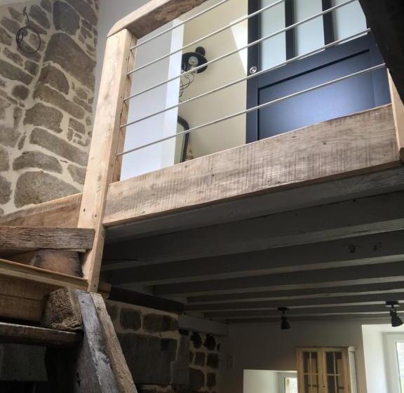 مبيت وإفطار Domaine Des Tours Vauquelin