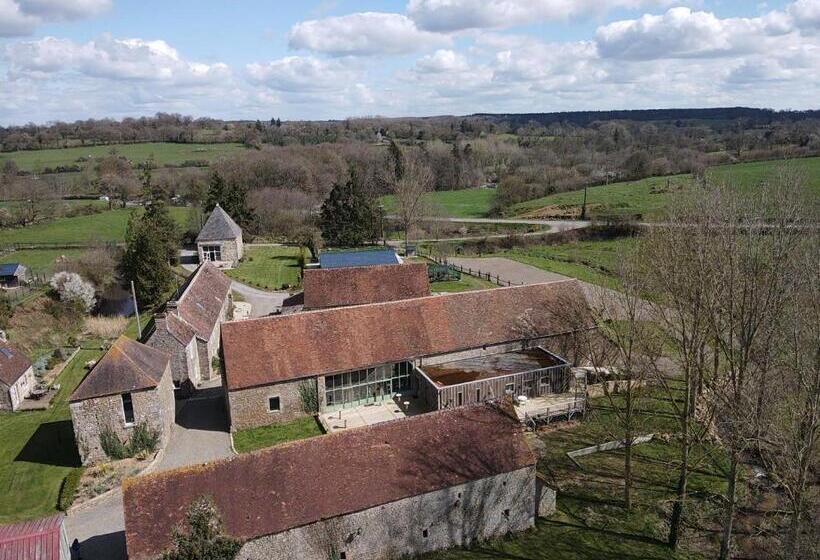 مبيت وإفطار Domaine Des Tours Vauquelin