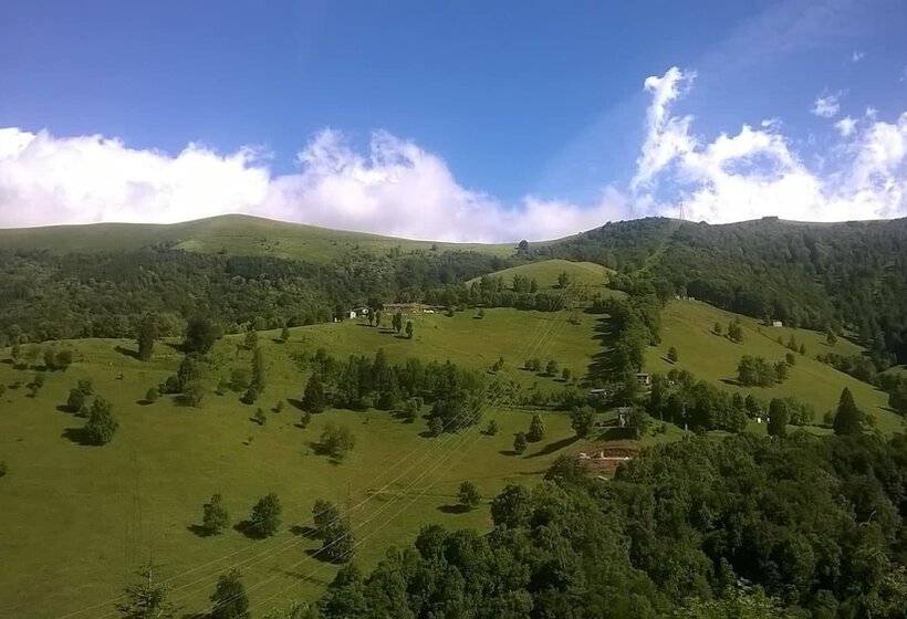 مبيت وإفطار La Genzianella