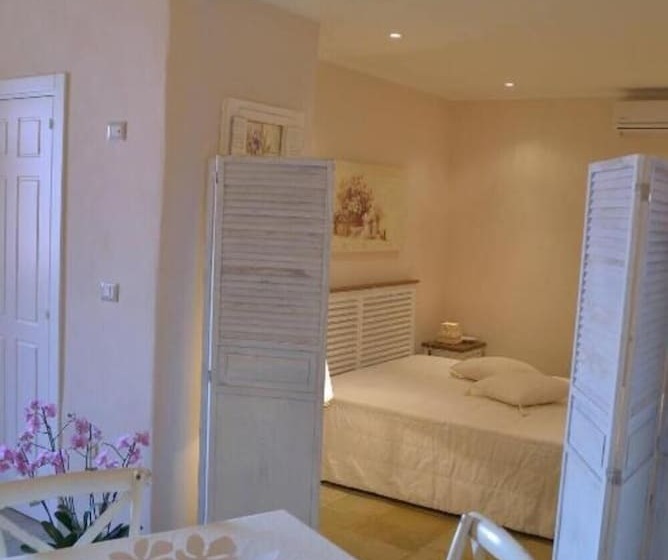 צימר Palazzo Aurora