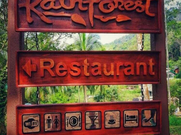 ホテル 360 Rainforest