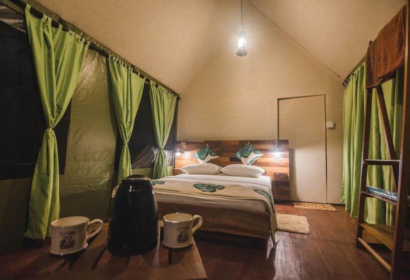 ホテル 360 Rainforest