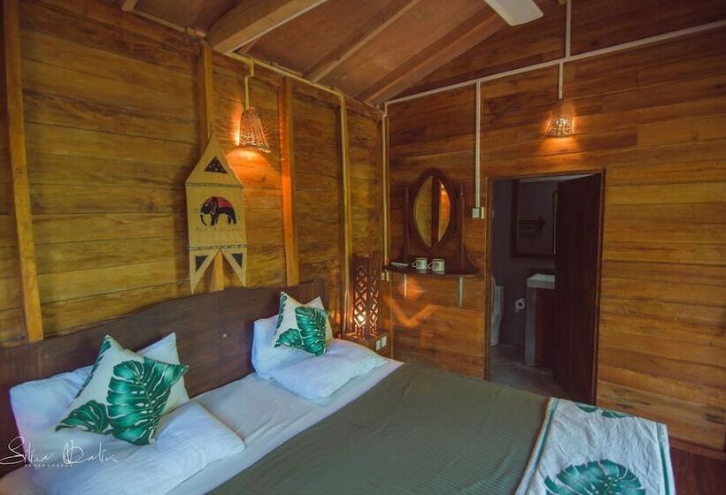 ホテル 360 Rainforest