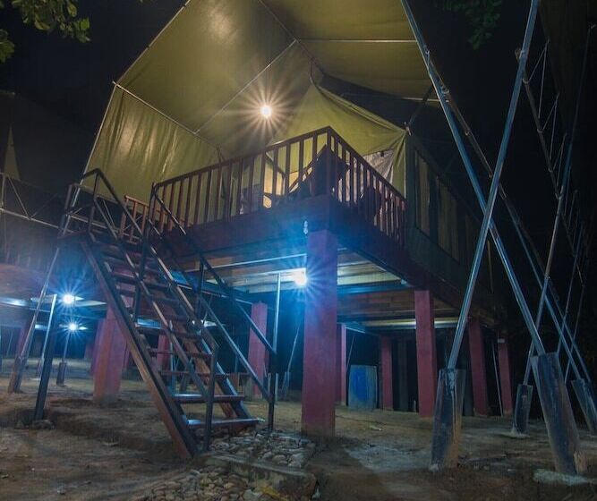 ホテル 360 Rainforest