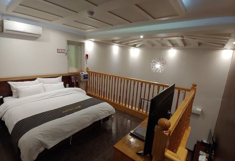 Отель Apple Drive In