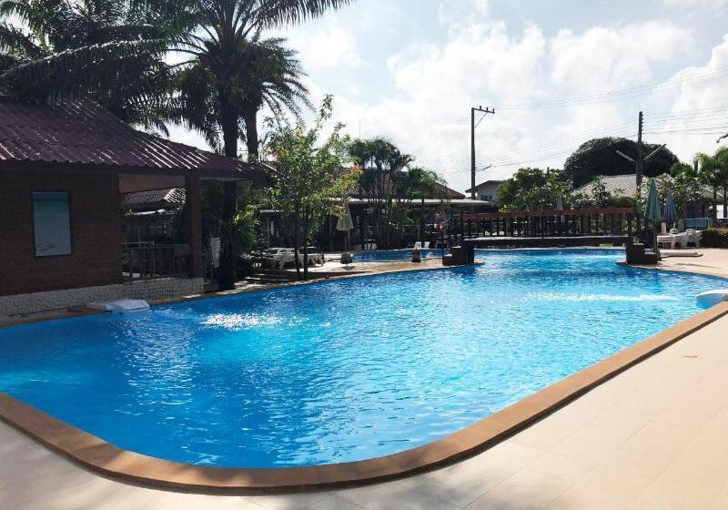 בית מלון כפרי Ban Krut Resort