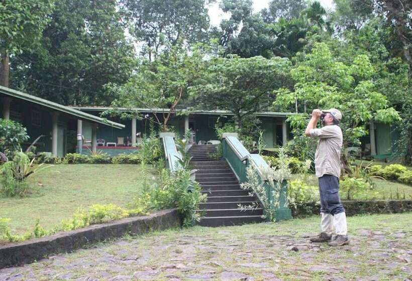 בית מלון כפרי Blue Magpie Lodge