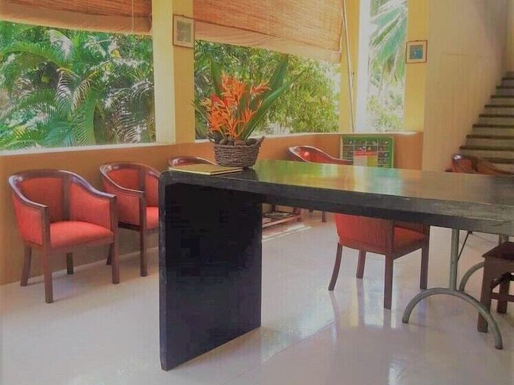 ホテル Blue Magpie Lodge