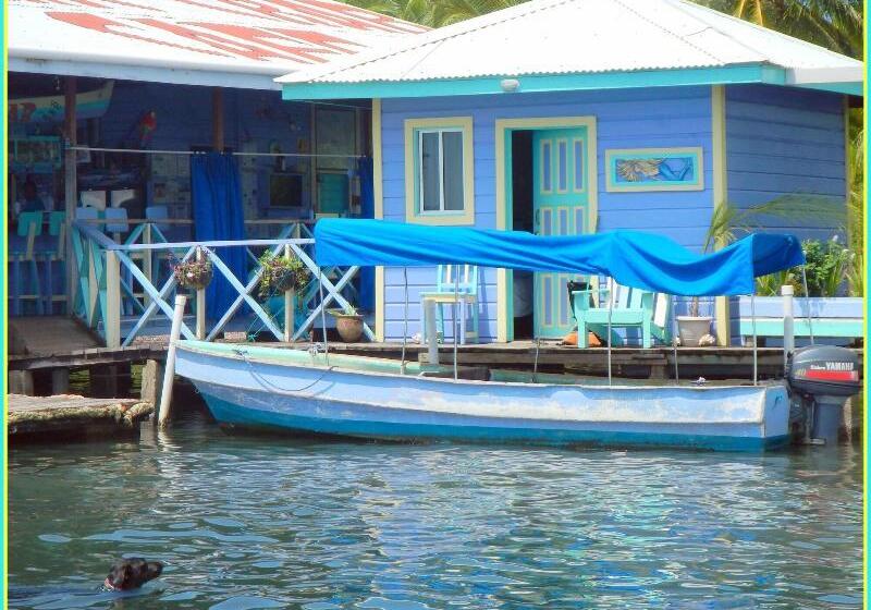 Отель Cosmic Crab Resort