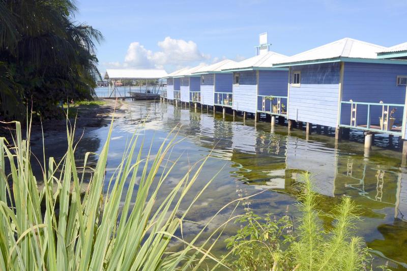 Отель Cosmic Crab Resort